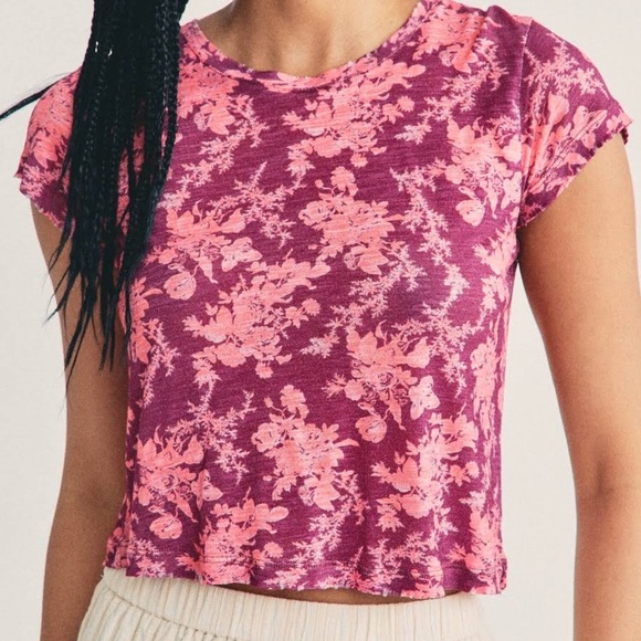 LoveShackFancy Tops - Loveshackfancy maroon floral crop top L